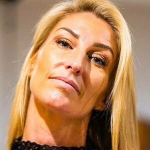 courtneysin