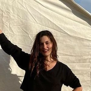 Phoebe Tonkin