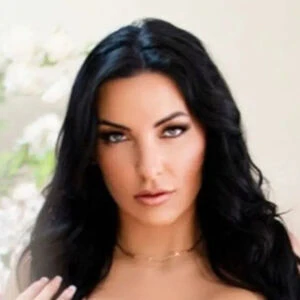 Nikki Pearl