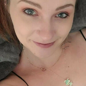 Nikki Red