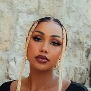Elisa Loah RLR