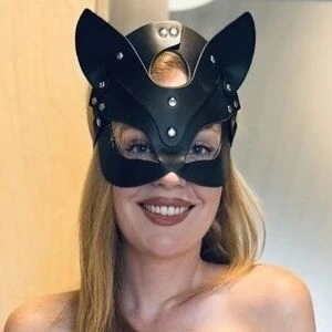 PiercedBustyKitten