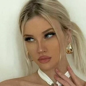 blondie.angelika