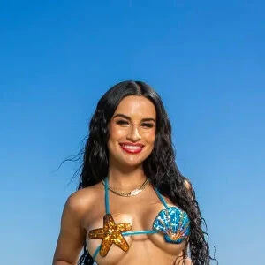 Jasmine Roth