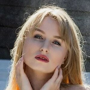 Xena Lobert