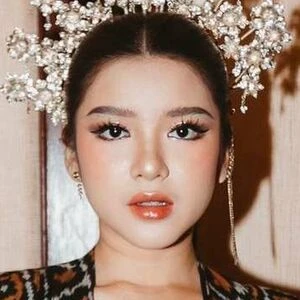 Tiara Andini