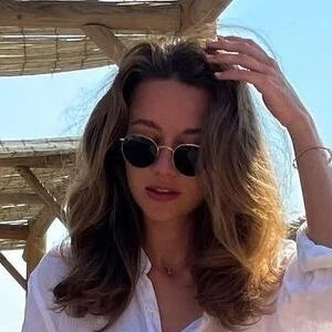 Louisa Laureen