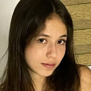 alejita2501
