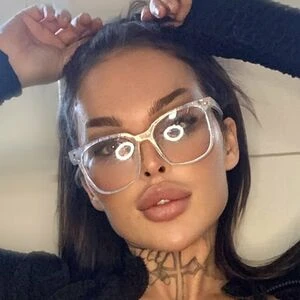 Sexy_hexy96
