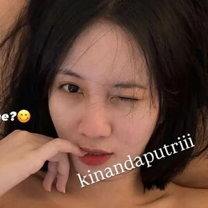 Laras Kinanda Putri