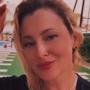 helen.helennn.helen