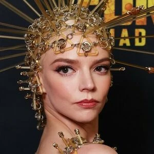 Anyataylor