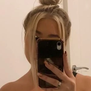 Hollie M Parsons