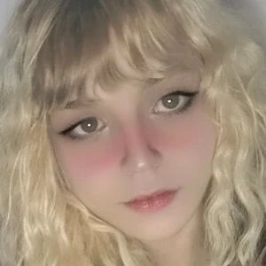 peachyroll777