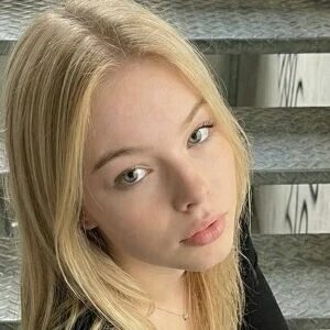 Elsa Reign