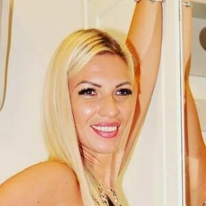 Guisy blondie