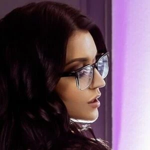 Lucy Foxx