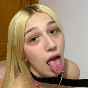 Adrianahoe