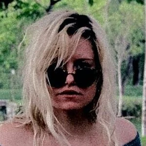 Kelly Misses Vlog