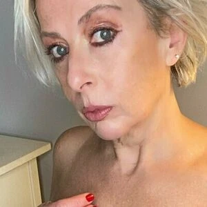Glamy_lily