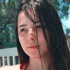luanaaloonso