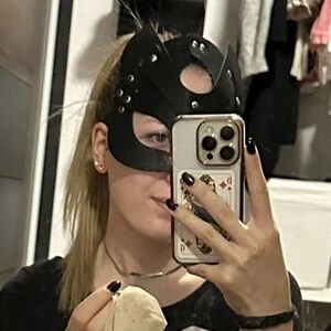 SocksFeet_Mistress_Nina