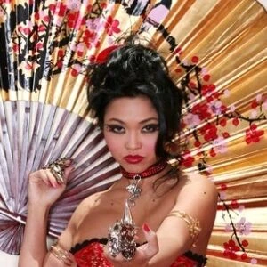 Mika Tan
