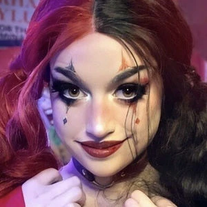 Hauntedhostess
