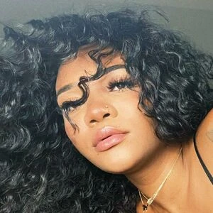 heyitsnaomi