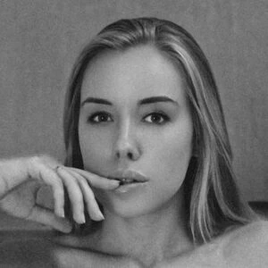 Stefani Aka