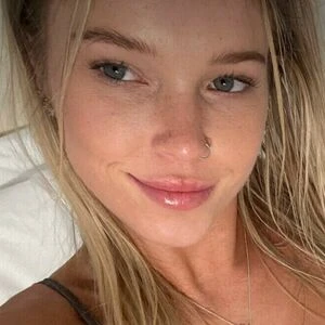 sexysideofzoe