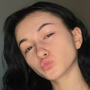 innocent_molly
