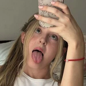 _Blond_Teen_