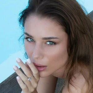 Georgina Ro