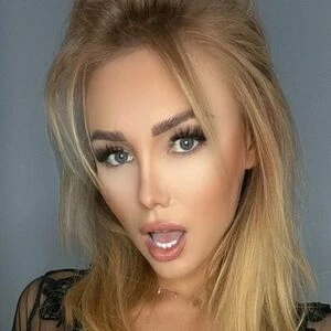 blondegirlpower
