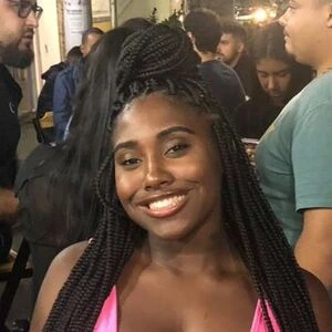 lrissa_fernandes190