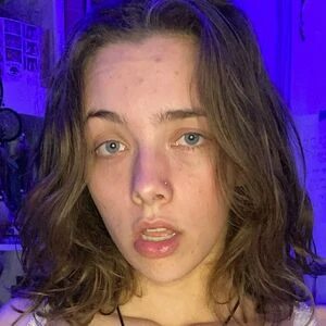 ariaslovey1