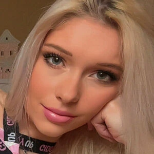 victoriarclaiire