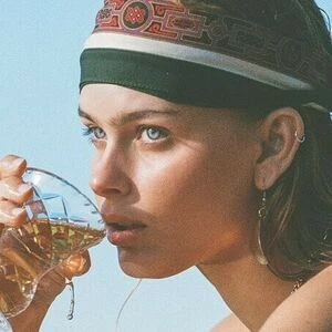 Kiana Flanet
