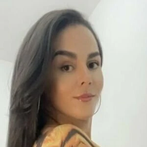Larissa Araujo
