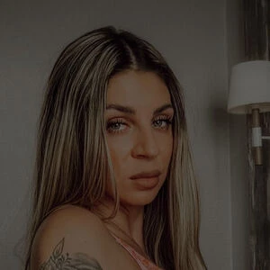 Sarah_sixxx