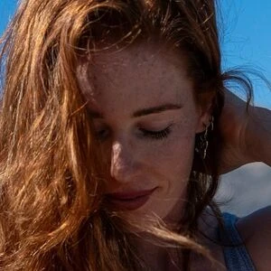 Antoinette De Jong