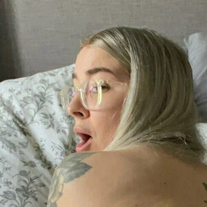 therealjenbretty