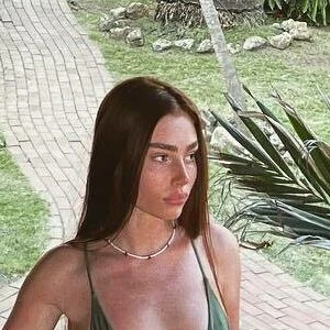 Eden Chanel @eden_chanel