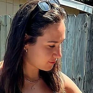 Courtney Sarault