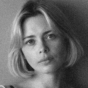 Elli Rhiannon Müller Osborne