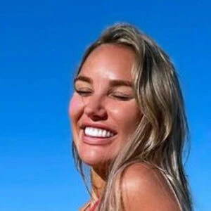 shaniaperrett