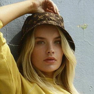 Lainey Floeck