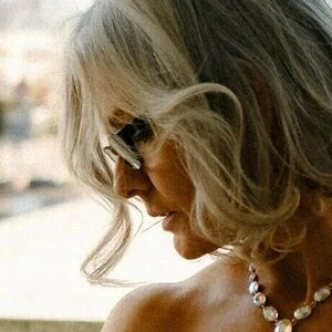 Silver Beauty Jennifer