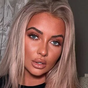 littlebeachblonde
